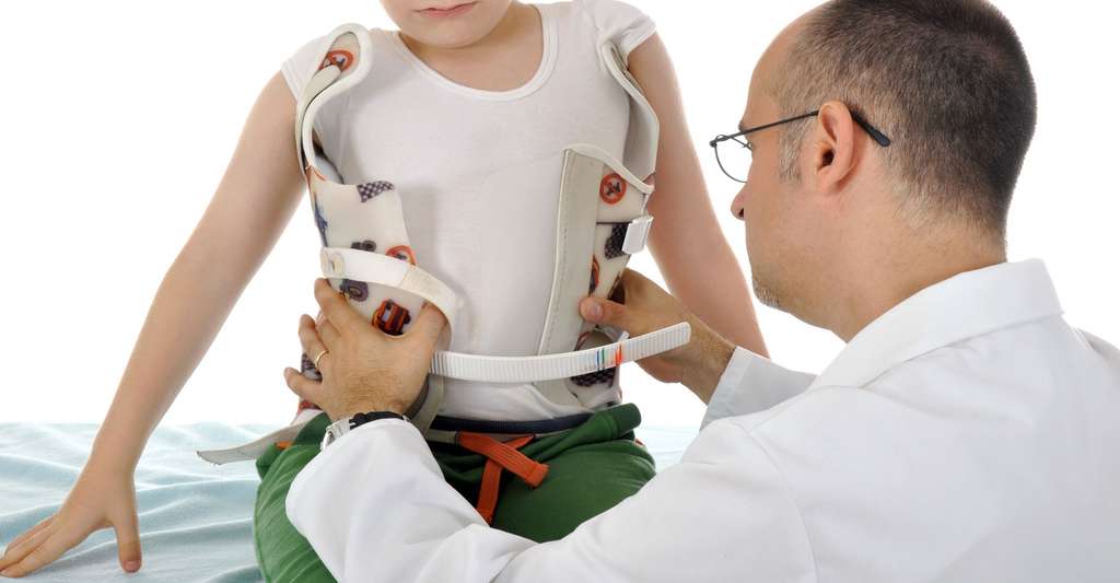 enfant Corset orthopédique par médecin