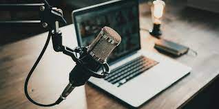 Podcast Podcaster Vidéo MegaDico Définition Radio
