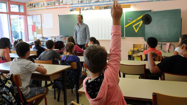 Elève comprend pas : rien biter - Définition MegaDico